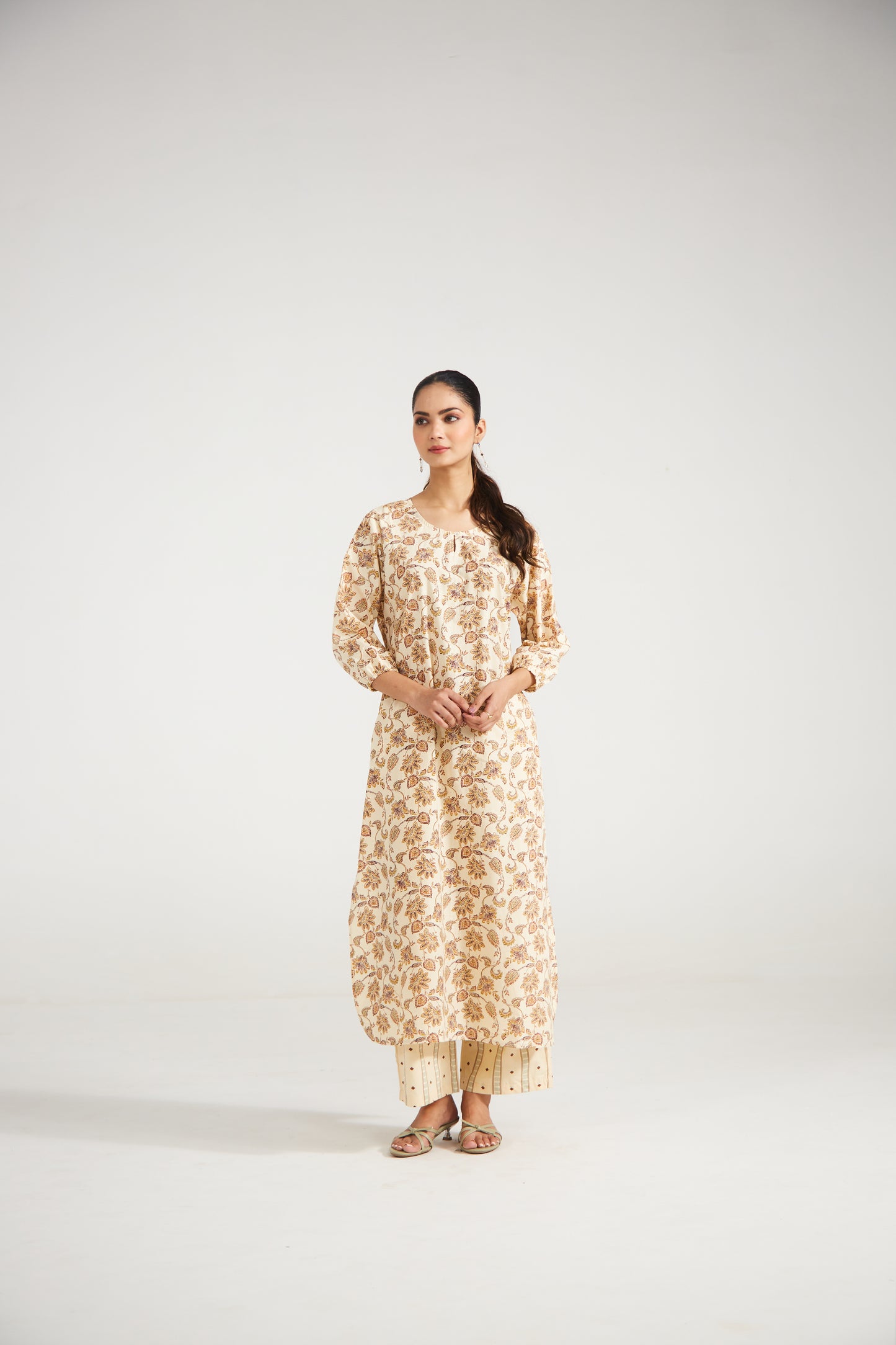 Beige Floral Printed Tunic Set (Set of Two)