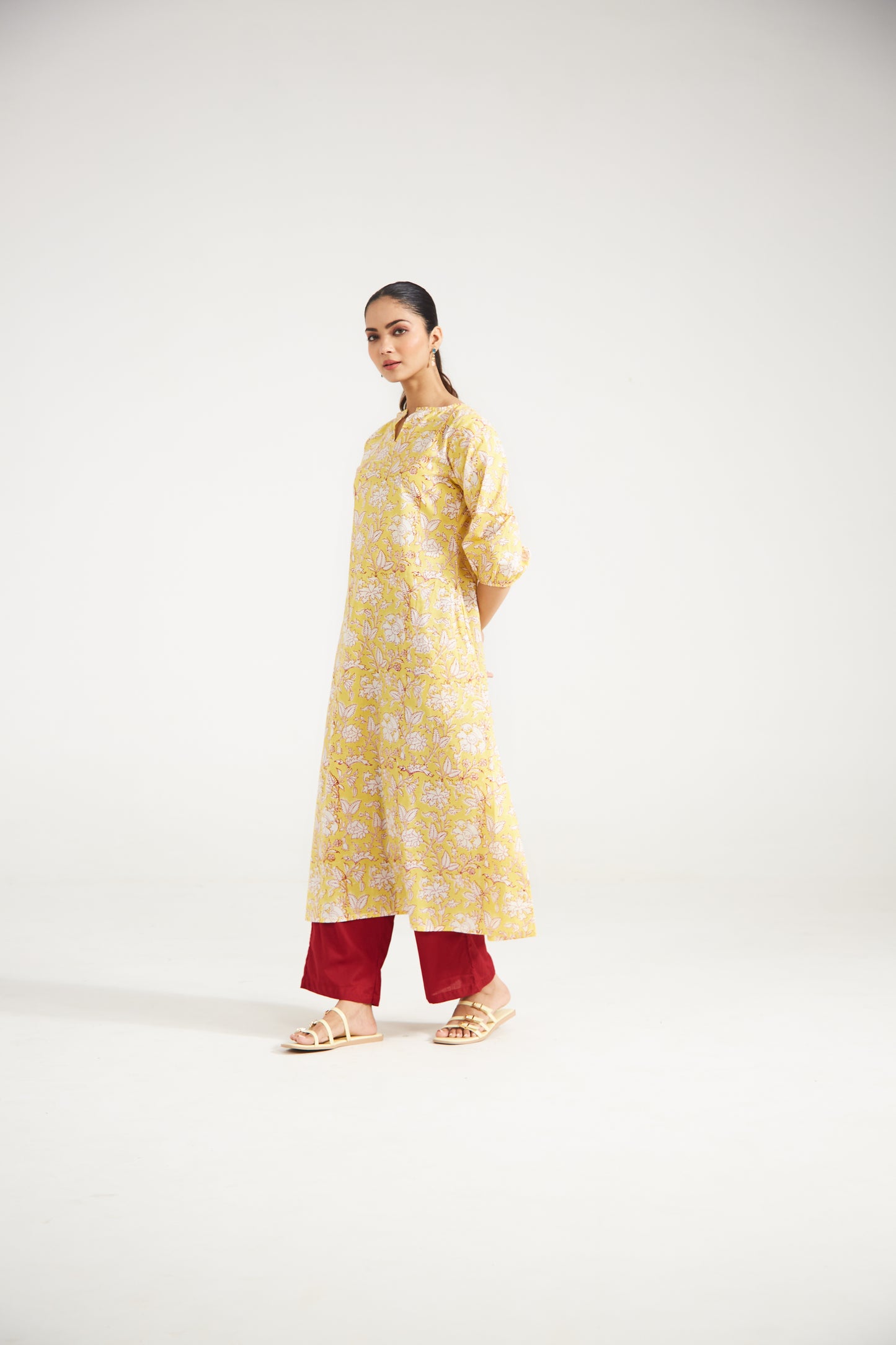 Yellow floral Tunic Set (Set Of Two)