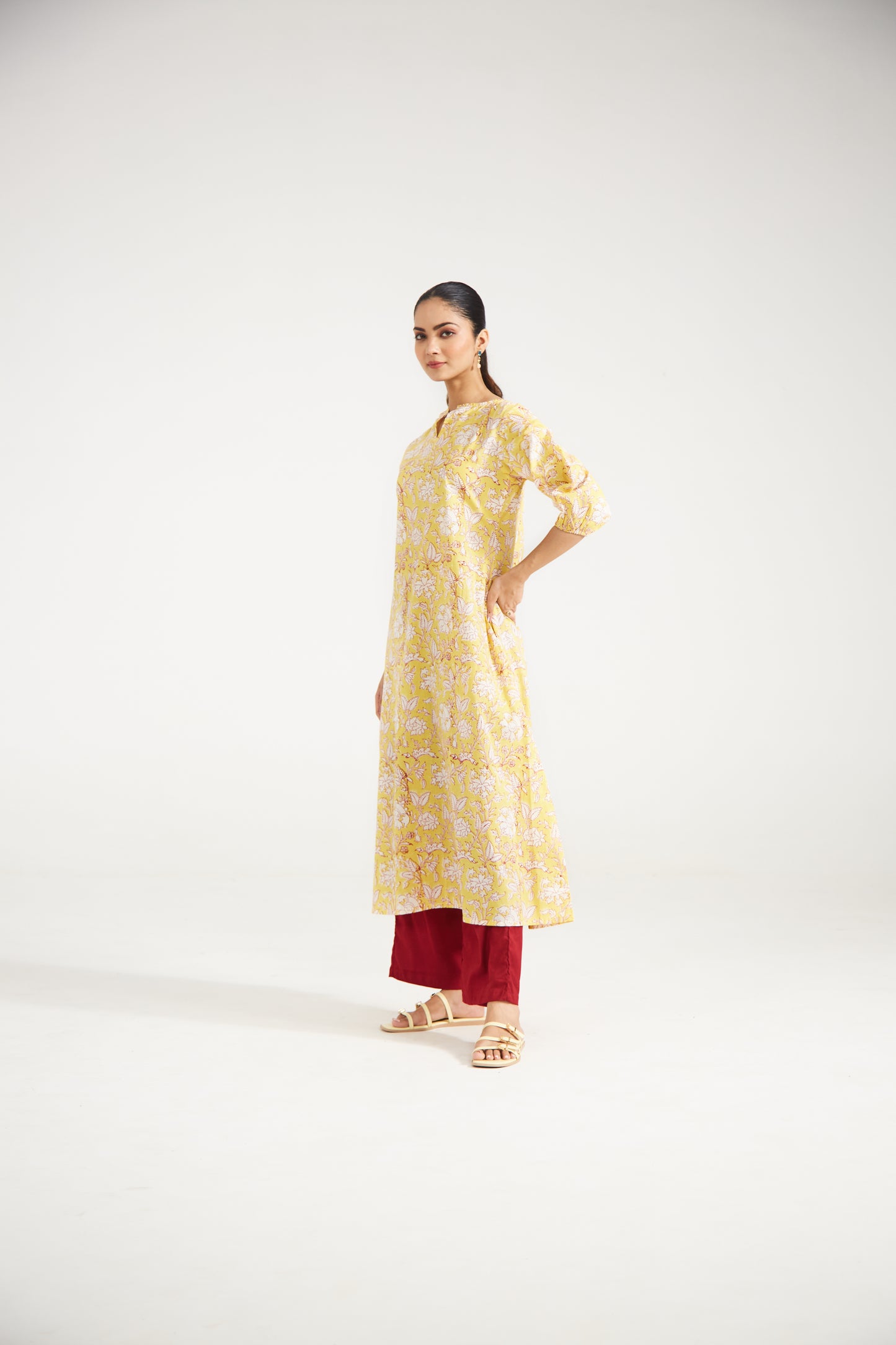 Yellow floral Tunic Set (Set Of Two)