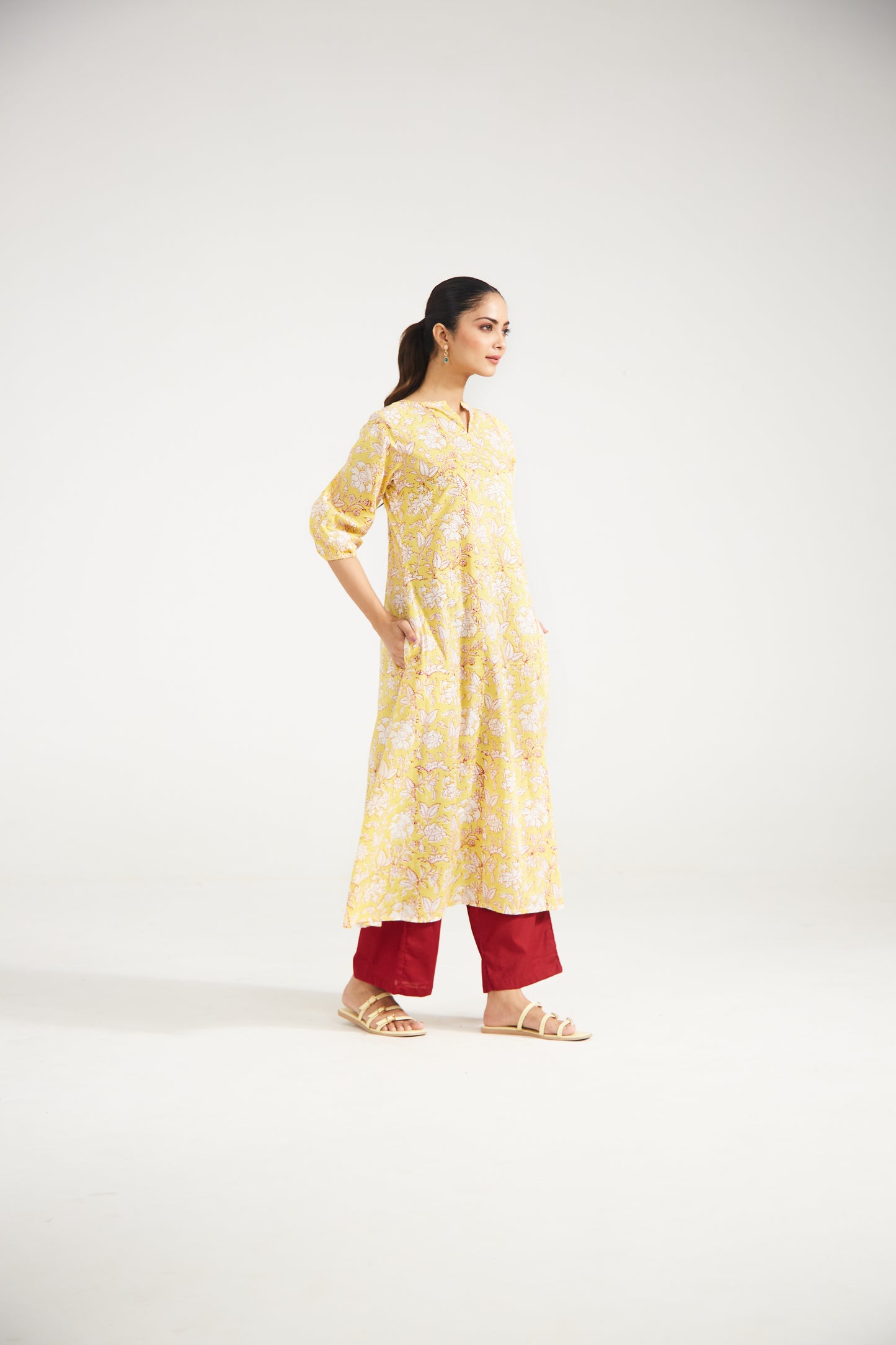 Yellow floral Tunic Set (Set Of Two)