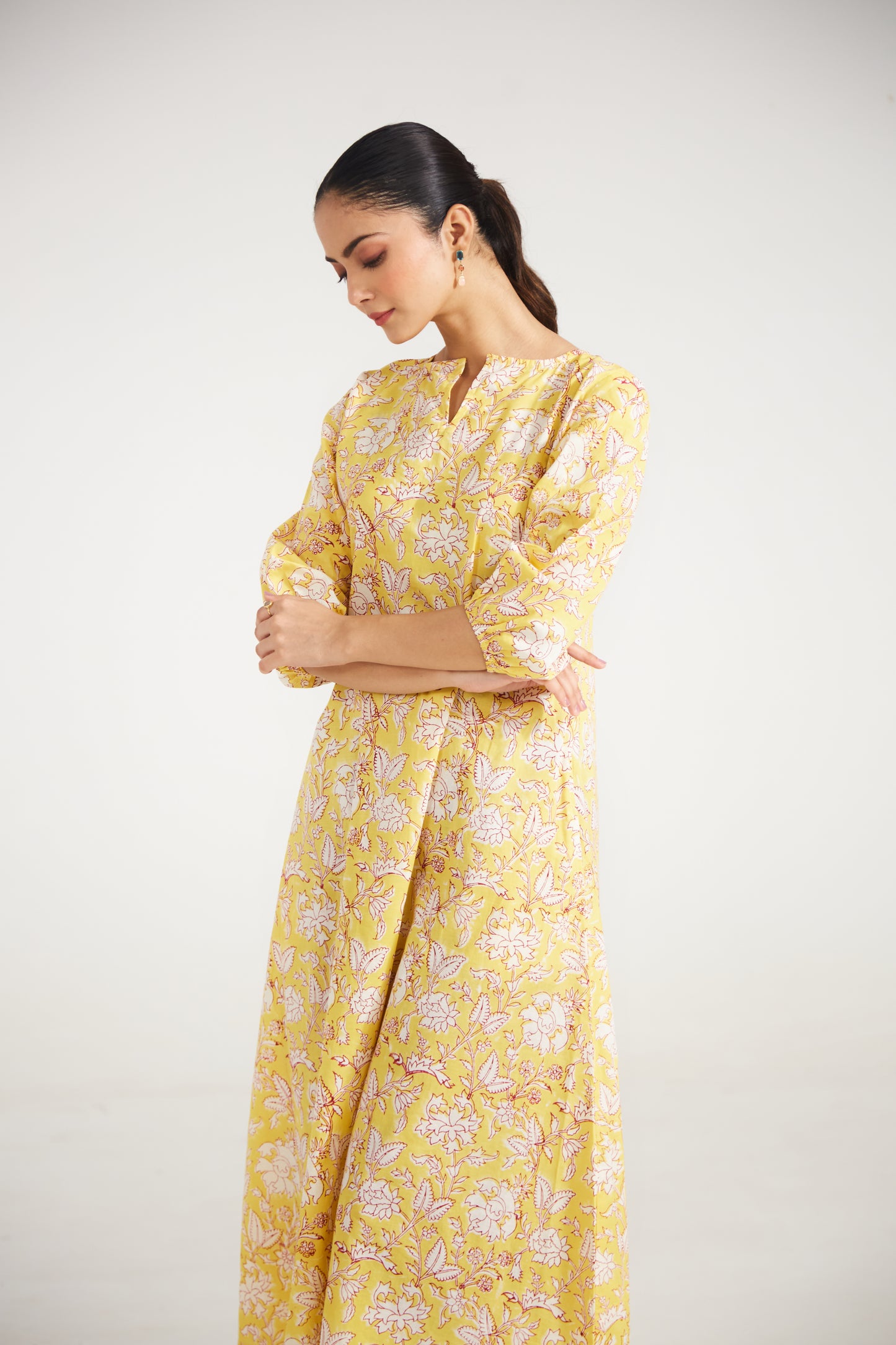Yellow floral Tunic Set (Set Of Two)