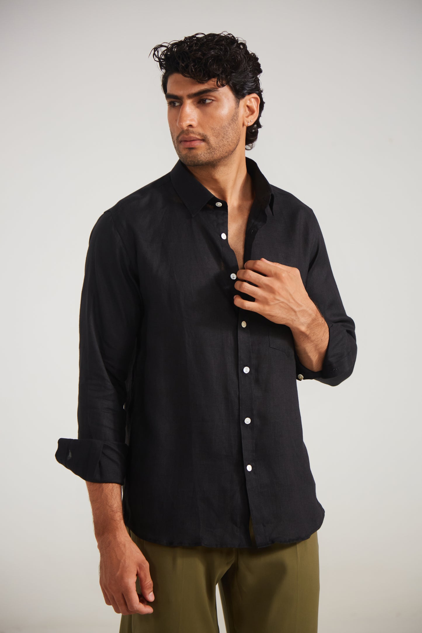 Men’s Solid Black Pure Linen Shirt