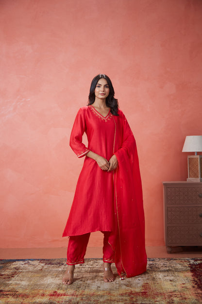 Red Noor Embroidered Suit Set (Set Of Three)