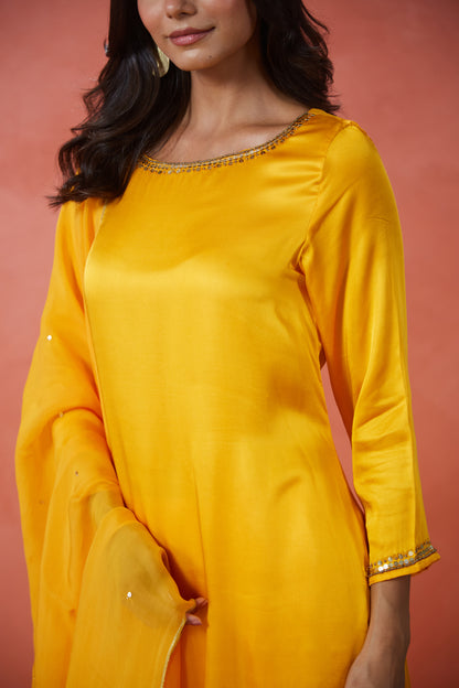 Sunehri Yellow Embroidered Suit Set (Set Of Three)