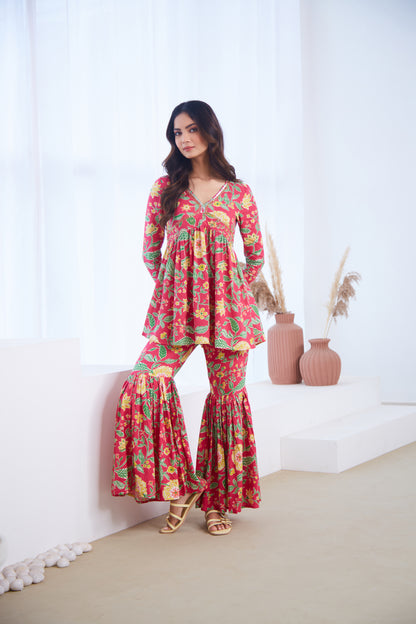 Gulbahaar Floral Sharara Set (Set Of Two)