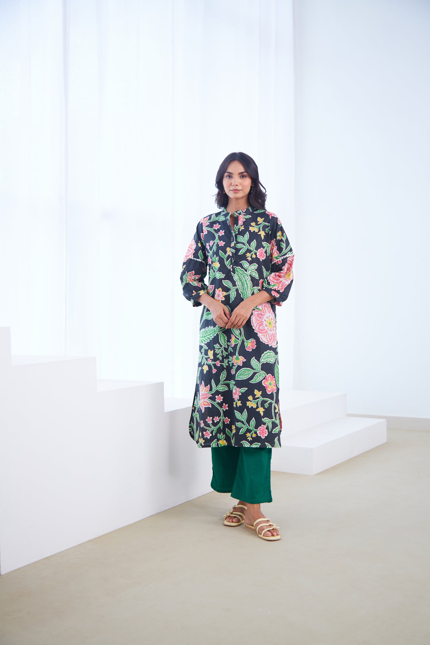 Black Floral Bloom Tunic Set (Set Of Two)