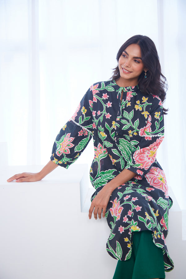 Black Floral Bloom Tunic Set (Set Of Two)