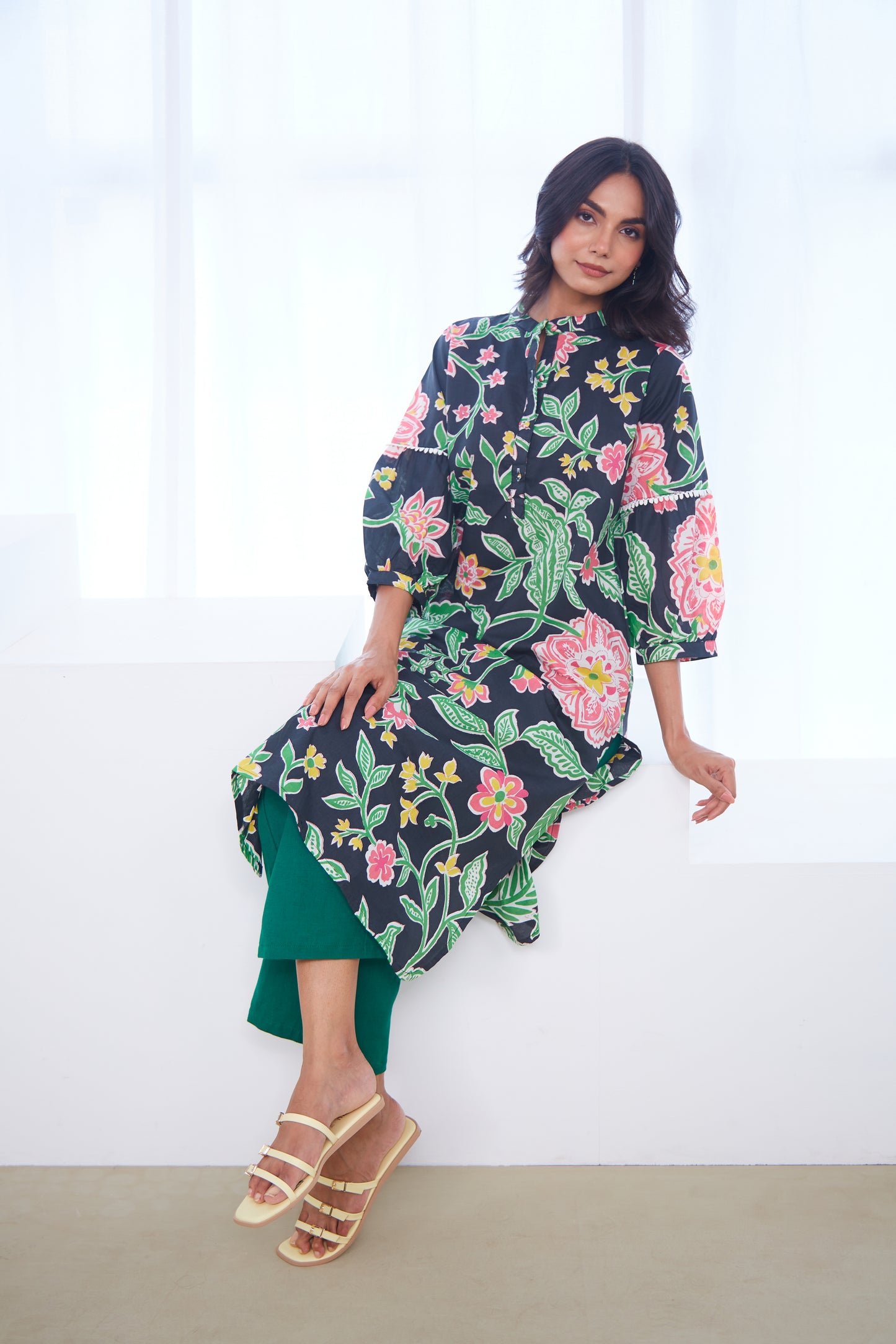 Black Floral Bloom Tunic Set (Set Of Two)
