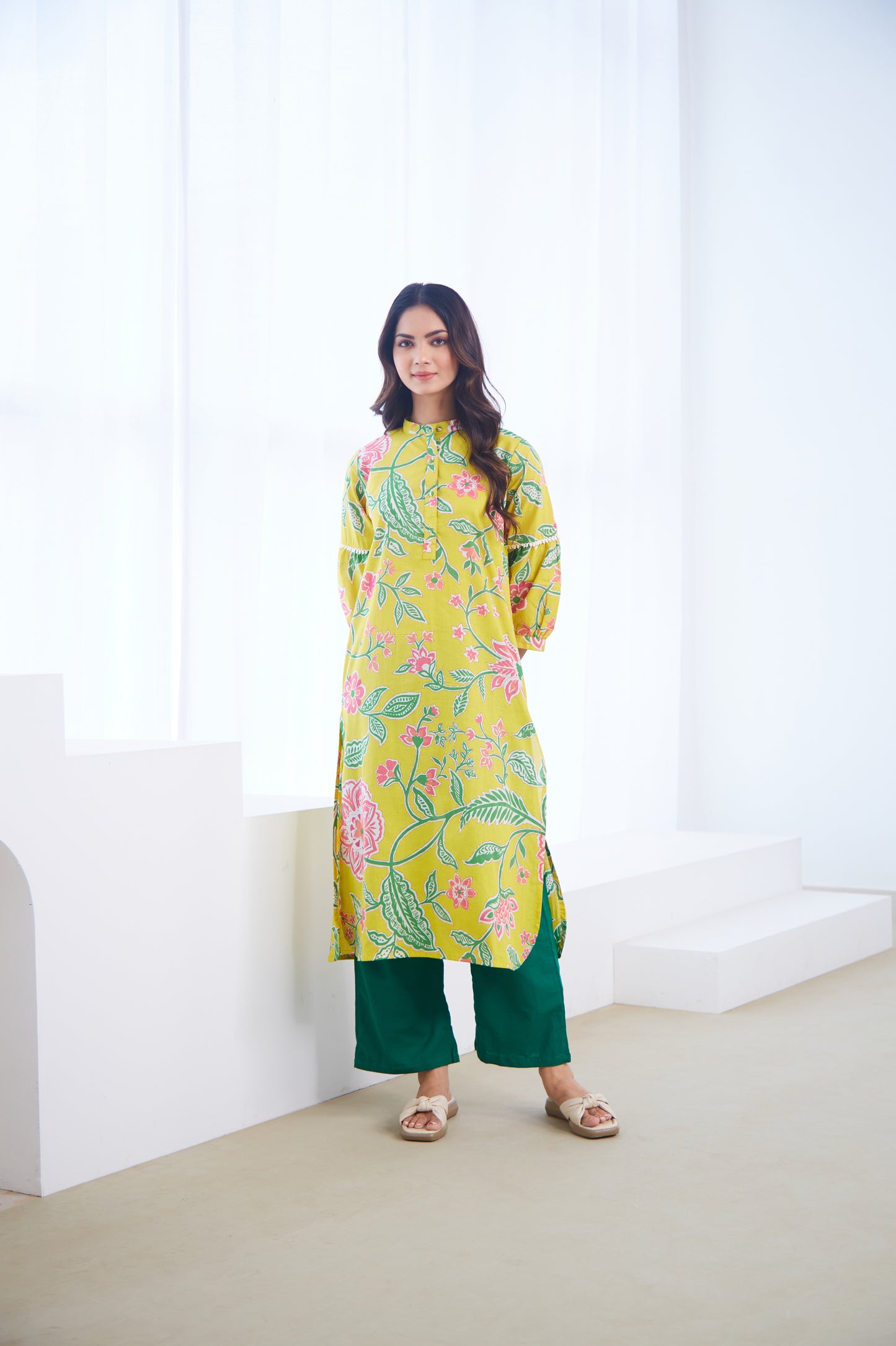 Yellow Floral Bloom Tunic Set (Set Of Two)