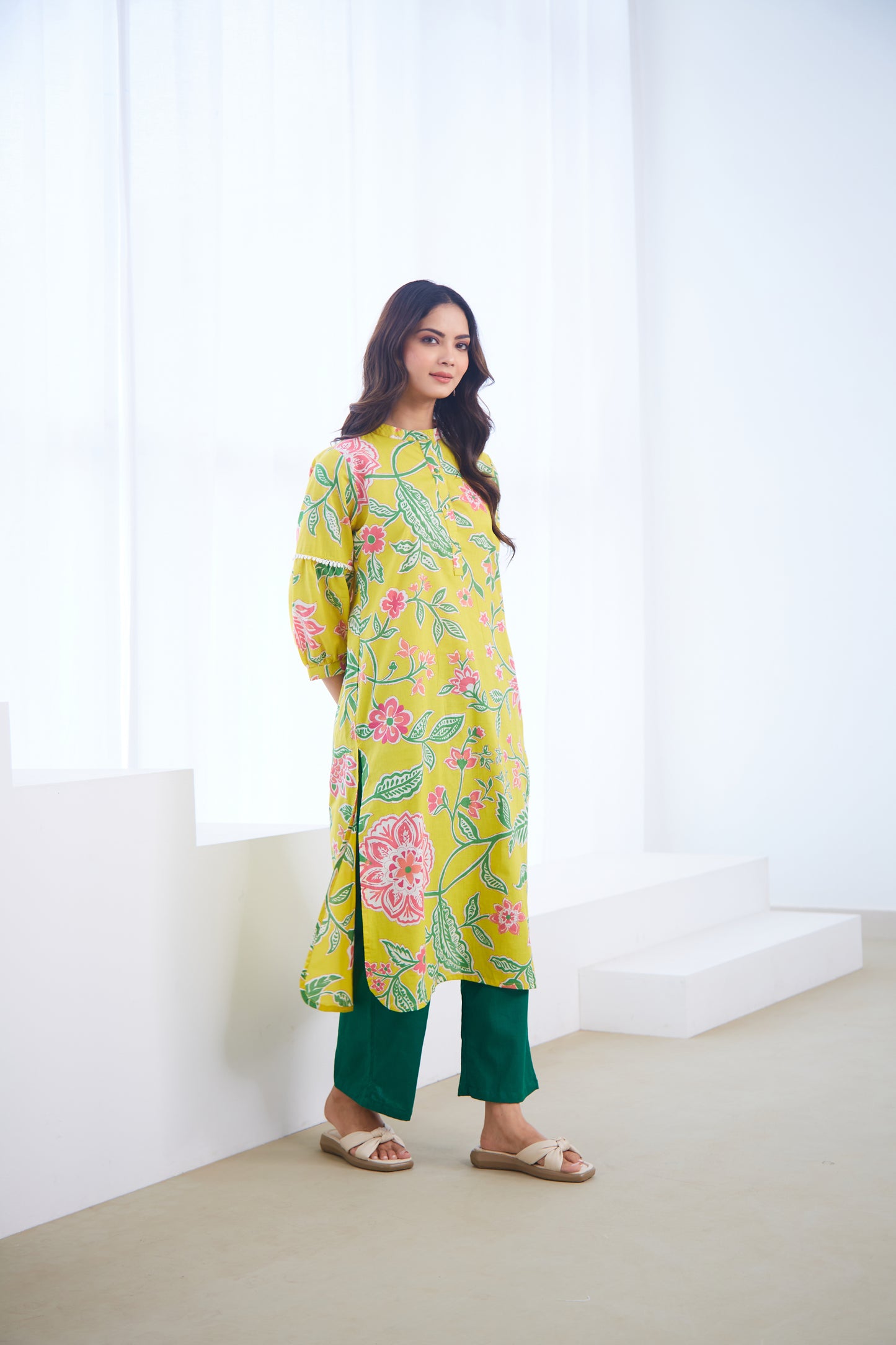 Yellow Floral Bloom Tunic Set (Set Of Two)