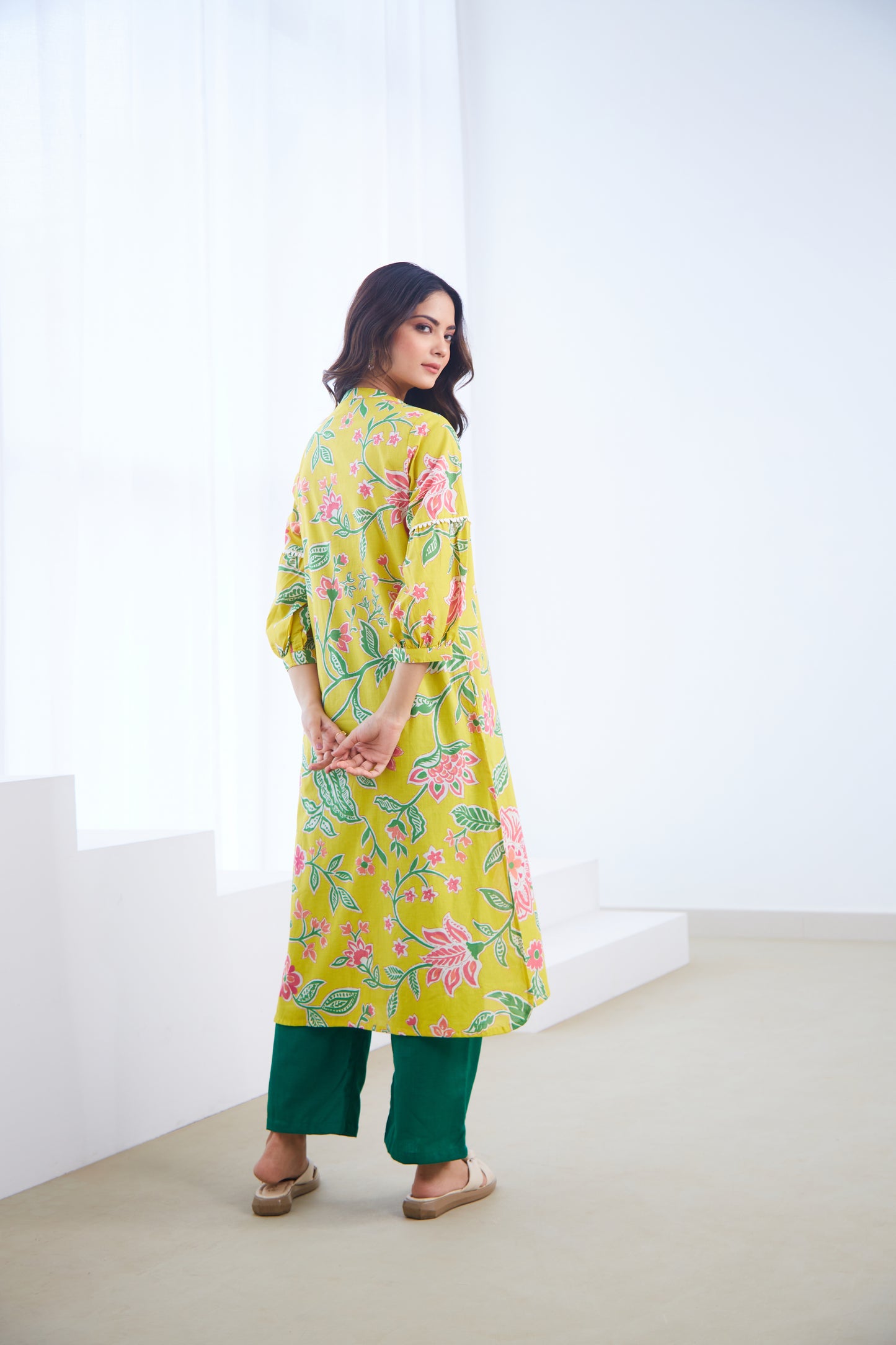 Yellow Floral Bloom Tunic Set (Set Of Two)